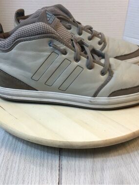 Adidas Beige 3 Stripe Sneakers Athletic Shoes Men Size 13. G12296